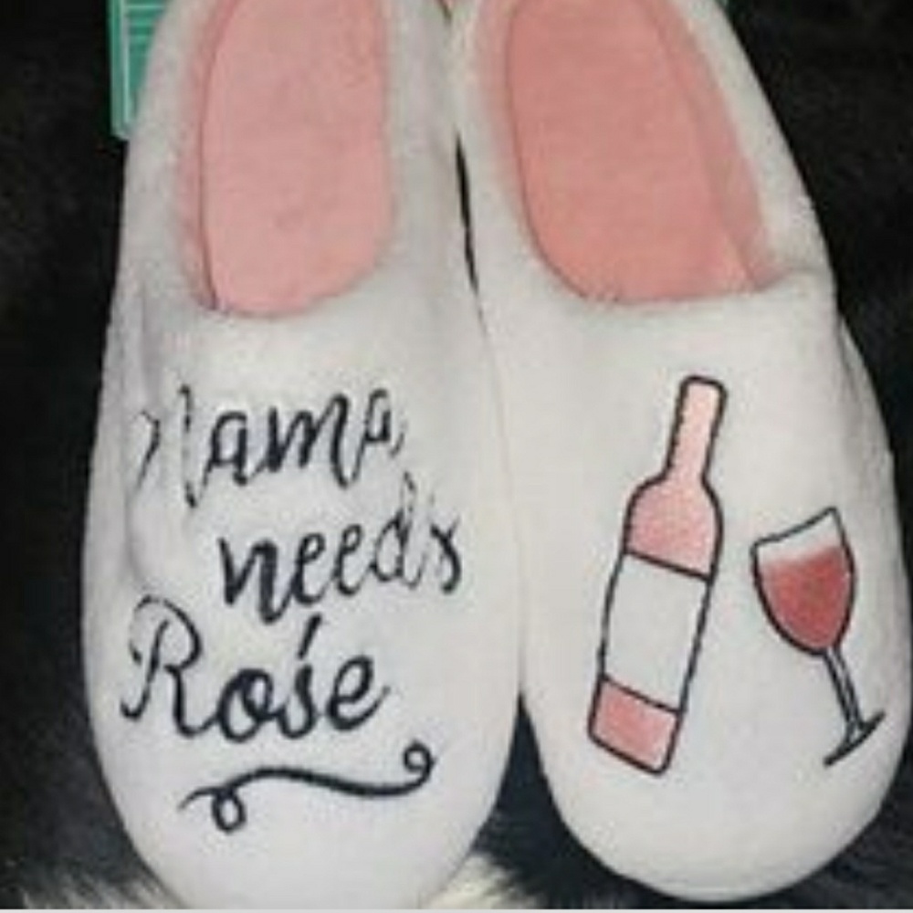 Mothers Day Slipper size S. 5/6 Order Today